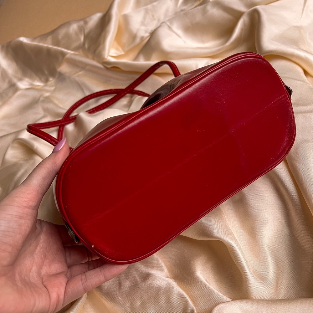 Vintage 1950s Ruby Red Leather Structured Handbag - image 5